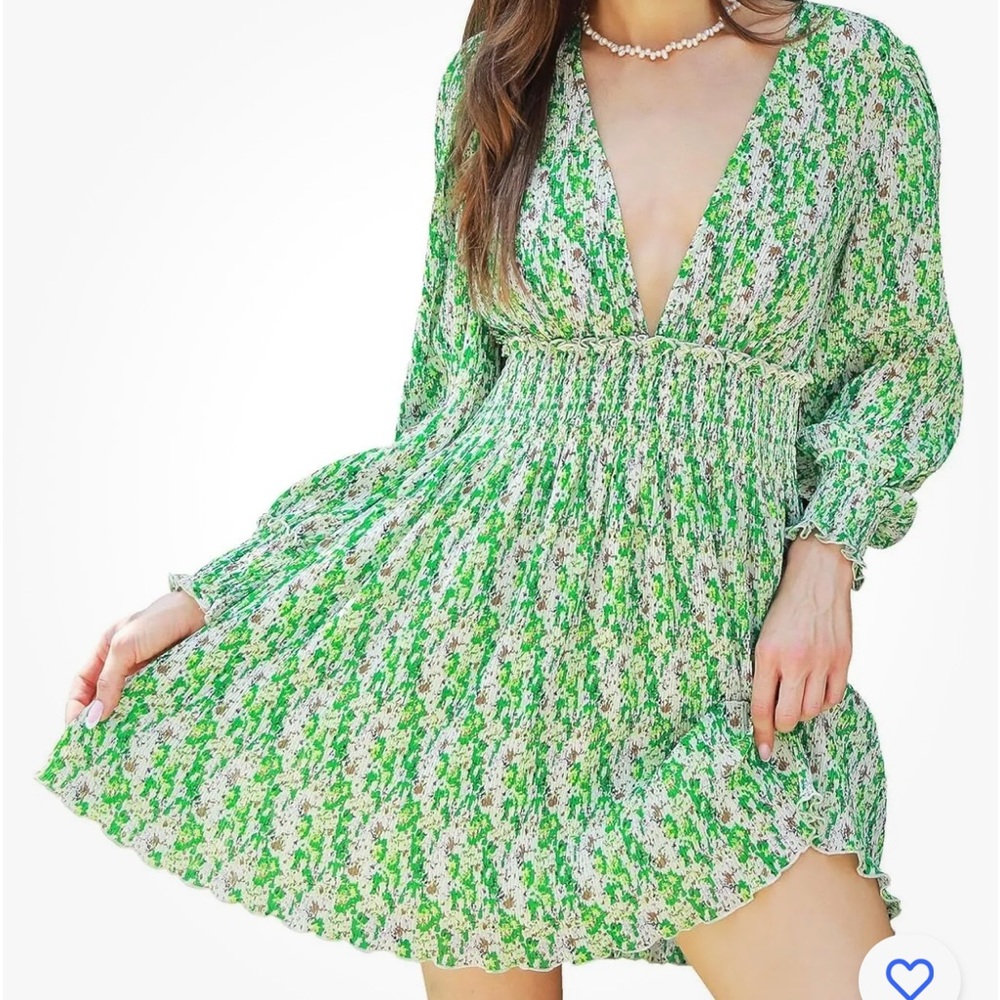 Boratat Deep V-Neck Ruffle Long Sleeve Floral Print Mini Dress Green Cottagecore